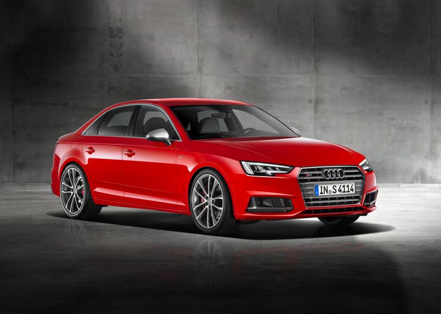  Audi S4 Sedan (B9) 2016 года  (WW) (фото 23 из 40)